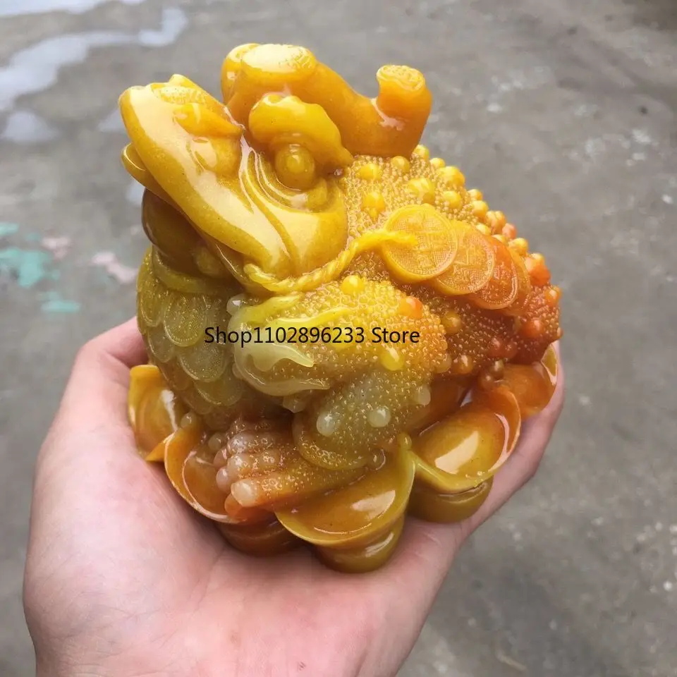 

Golden toad ornament natural jade feng shui nanyu three feet golden cicada lucky treasure toad opening craft gift