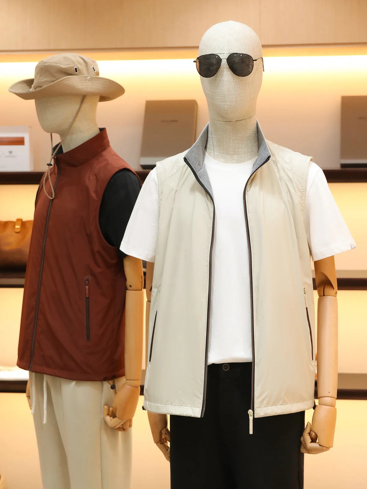 

Новый модный городской молодежный мужской жилет на молнии с воротником-стойкой, утепленный хлопком, для осени и зимы, для многослойного ношения на улице