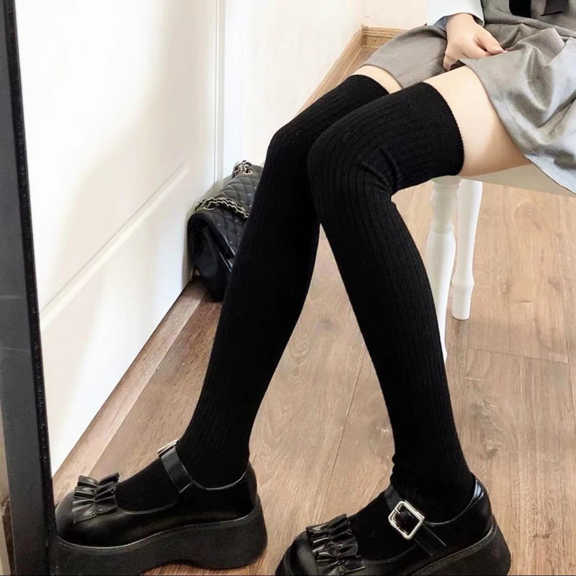 Socks Woman Autumn/Winter Solid Color Thigh High Medias Cute Lolita Thick Warm Stockings Black White Long Leg Socks For Women