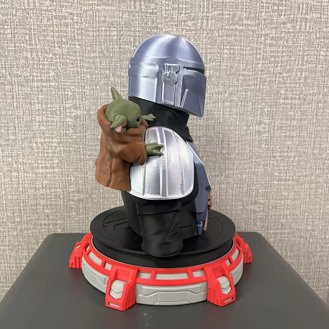 超強力な新作スターウォーズ発売記念ヘルメット（ヨーダポップコーンオーナメント付き）