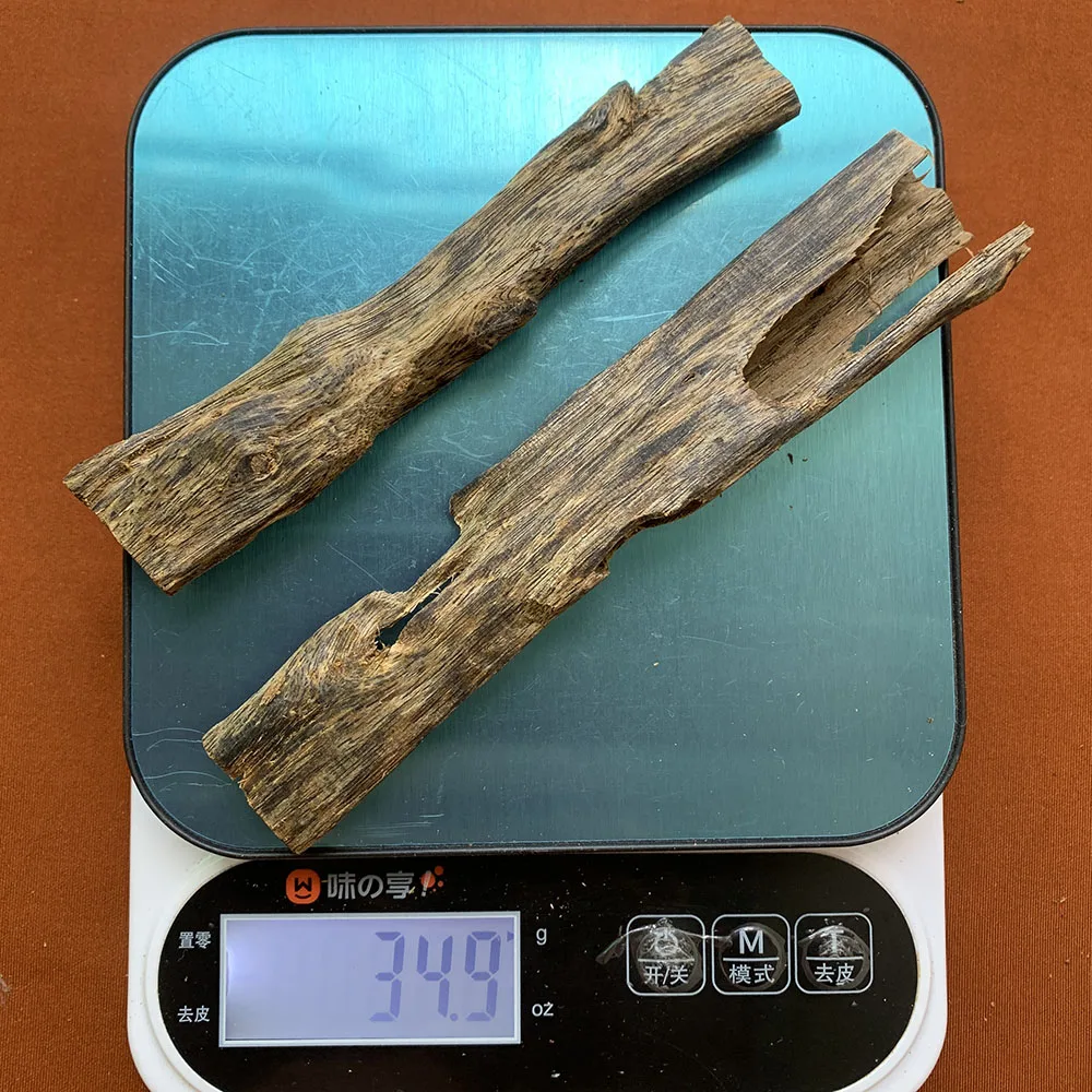 

Authentic Chinese Qi Nan Wood Home Decor Natural Ornament Incense Block Self-Grown Cultivated Eco-Friendly Fragrance Kyara Gift