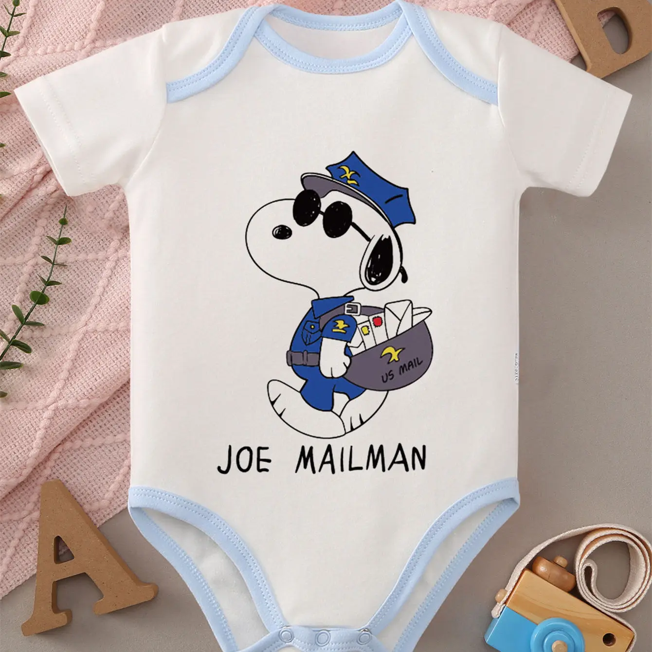 

MINISO Snoopy Print 100% Cotton Cloths Soft Baby Jumpsuit Best Gift for Honey Baby Onesie Bodysuit for 0 To 12 Months Newborn