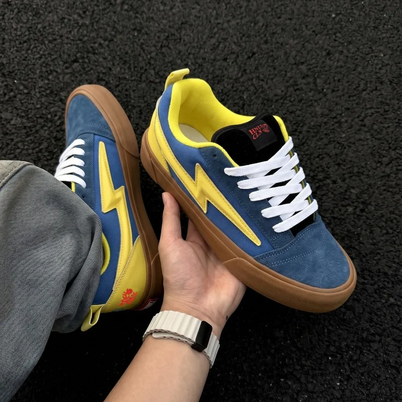 Dopamine American Street Retro Skate Shoes, Curly Hair Embroidery Blue-Yellow Color Block Graphic Unisex Chunky Bread Casual Sho