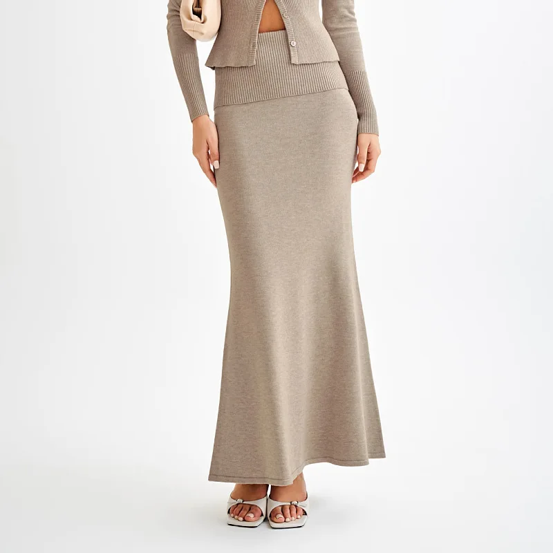 

2025 New Temperament Commuting High-end Knitted Skirt Solid Color Long Fashion Flip-waisted Skirt Women