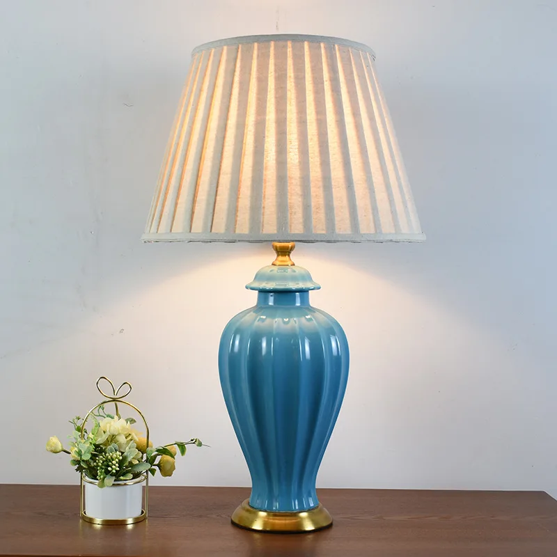 American Minimalist Foyer Ceramic Floor Lamp European Bedroom Bedside Study Hotel Dining Designer Pleated Fabric LED Table Light
