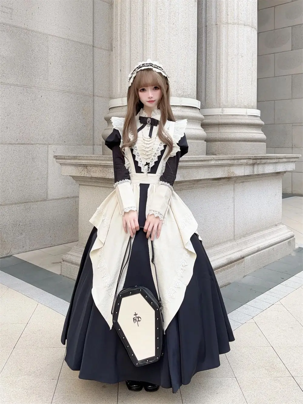 Gothic Lolita Maid Dress Victorian Style Long Sleeve Cosplay Outfit Classic Lace Apron Costume for Women Elegant Party Wear 2025