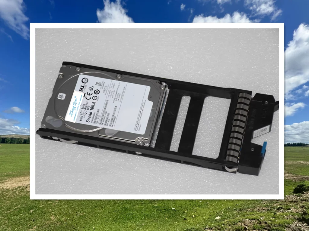 

For HDS 3282390-R HUS 110 130 150 900GB 10K 2.5 SAS