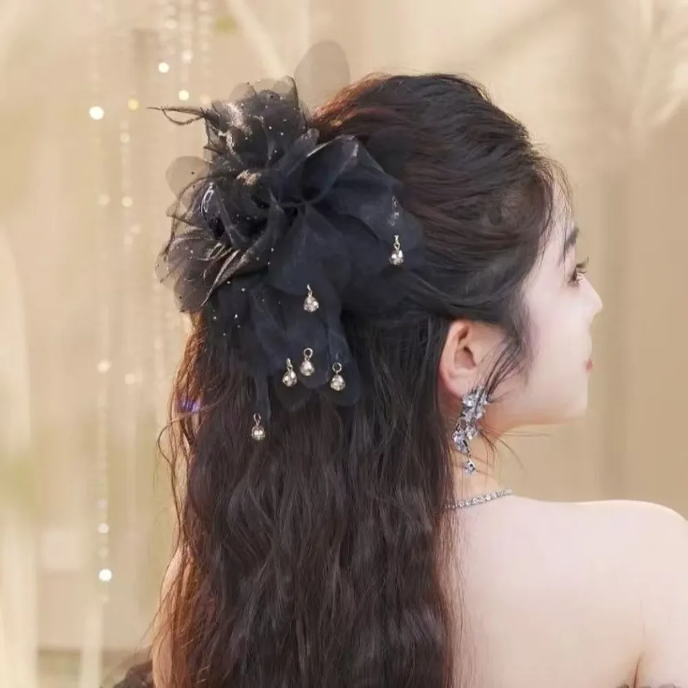 

Grasping Clip Flower Design Hair Claw Clip Tassel Beads Pearl Hair Clamps Plastic Plush Hairpin Party Accessories
