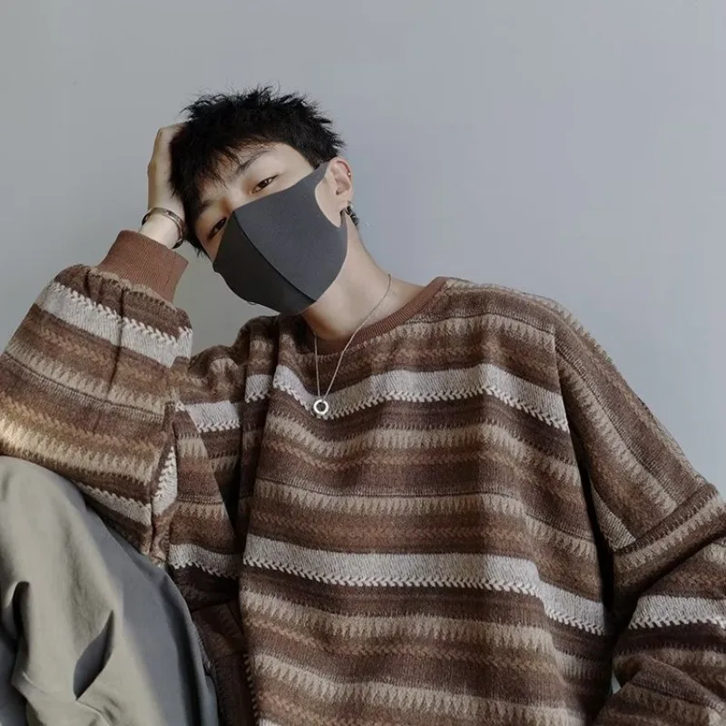 

Мужской свитер в ретро-стиле с полосками, весенний трендовый свободный вязаный топ, корейская версия, повседневный вязаный свитер-пальто в стиле лоу-эйдж, повседневная одежда