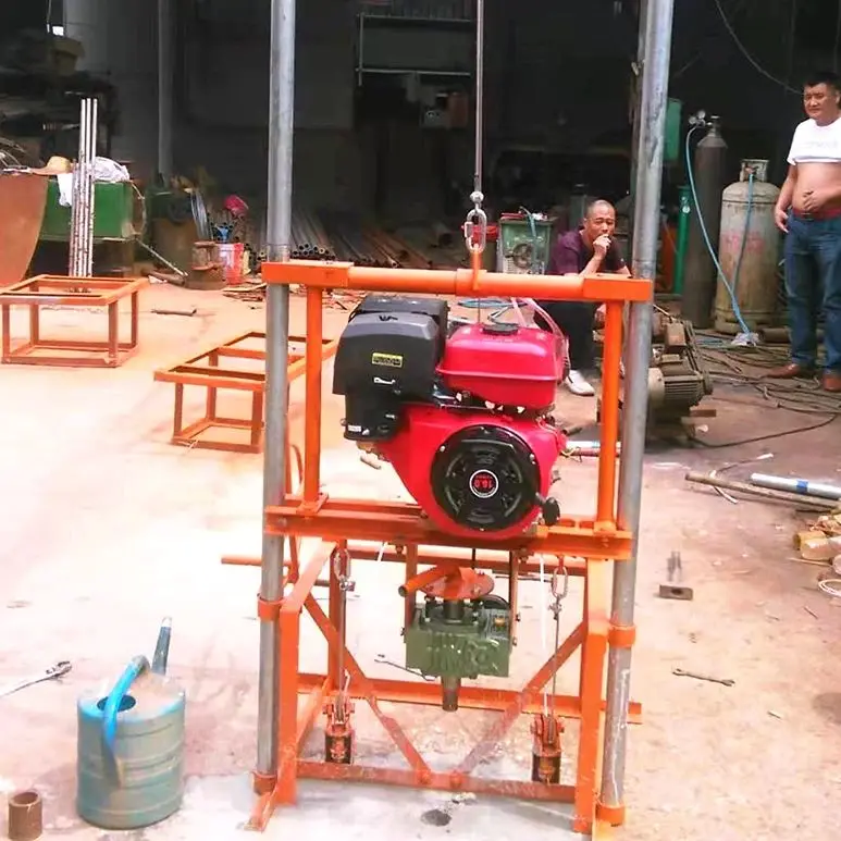 Funzionamento manuale portatile per pozzi profondi da 80 m con piattaforma di perforazione per pozzi d'acqua a doppia potenza diesel a benzina personalizzata