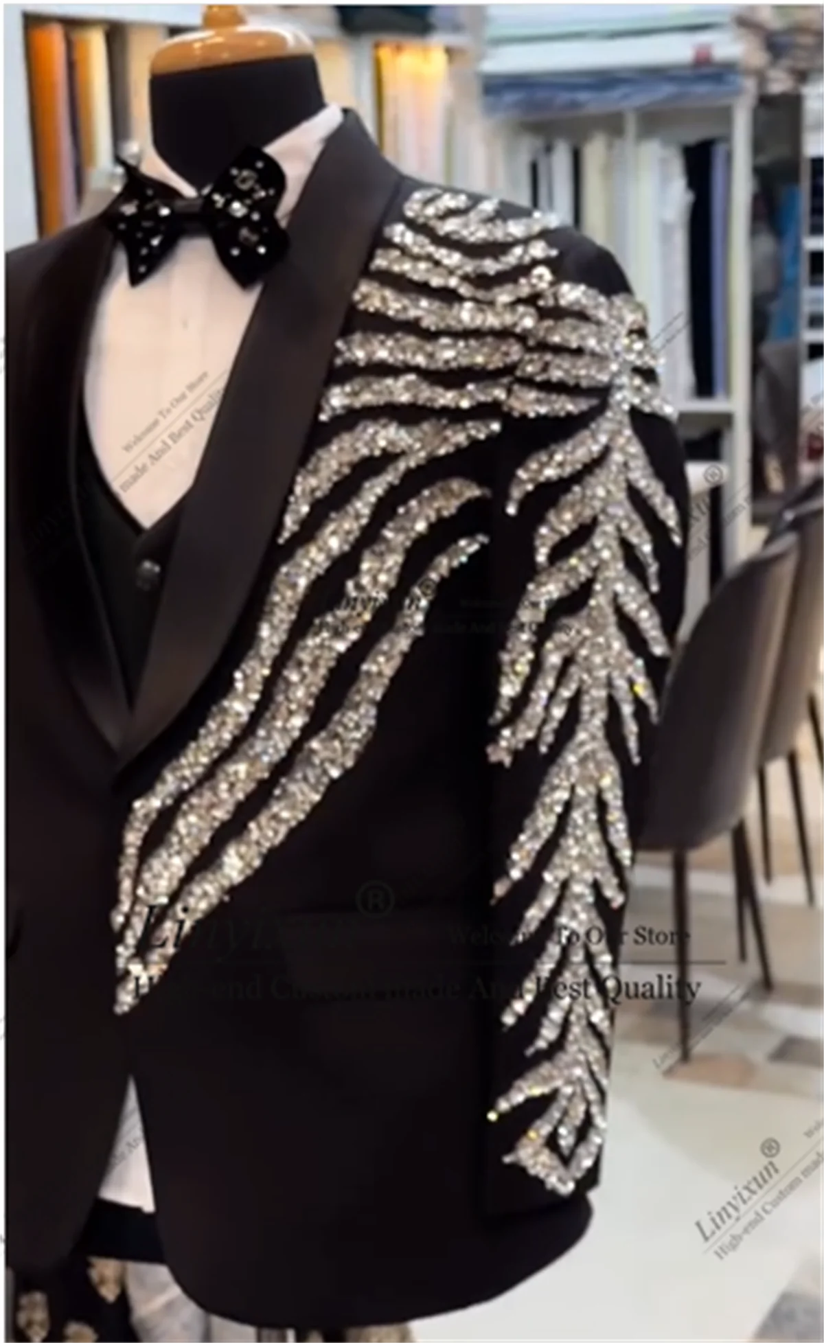 

Shiny Gem Stones Beaded Tuxedo Men Suit 3 Pieces Sets Slim Fit Groom Party Prom Blazers Customized Shawl Laepl Costume Homme