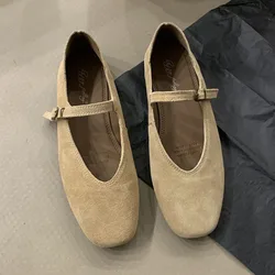 2024 Jesienne brązowe damskie płaskie buty Moda Okrągłe palce Baleriny damskie Miękkie płaskie obcasy Outdoor Casual Mary Jane Shoes