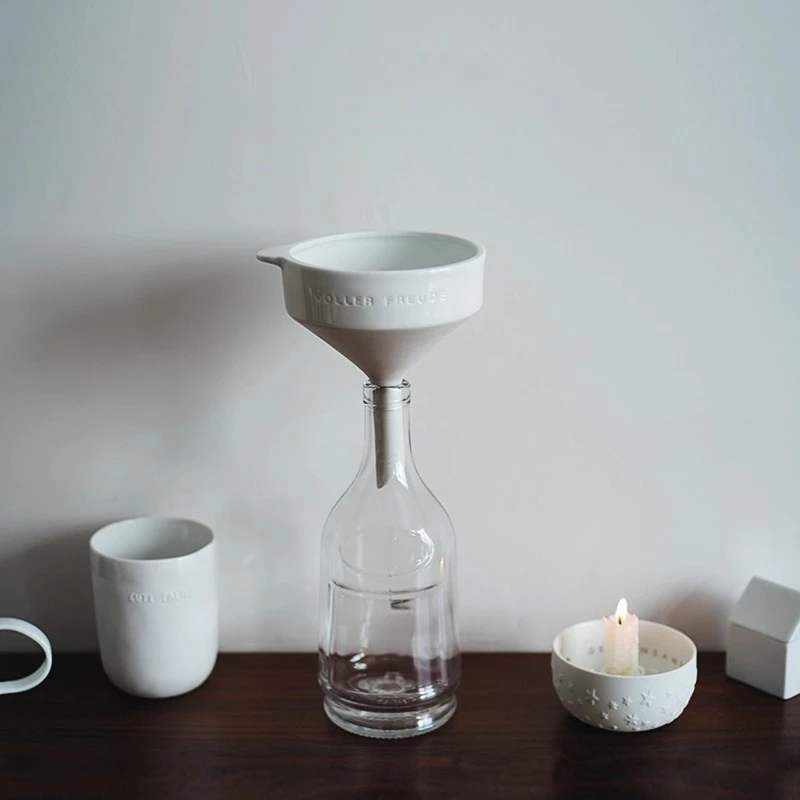 

Nordic minimalist style large-diameter funnel,large liquid dispenser,home ceramic wine pot,oil pot dispenser,kitchen accessories