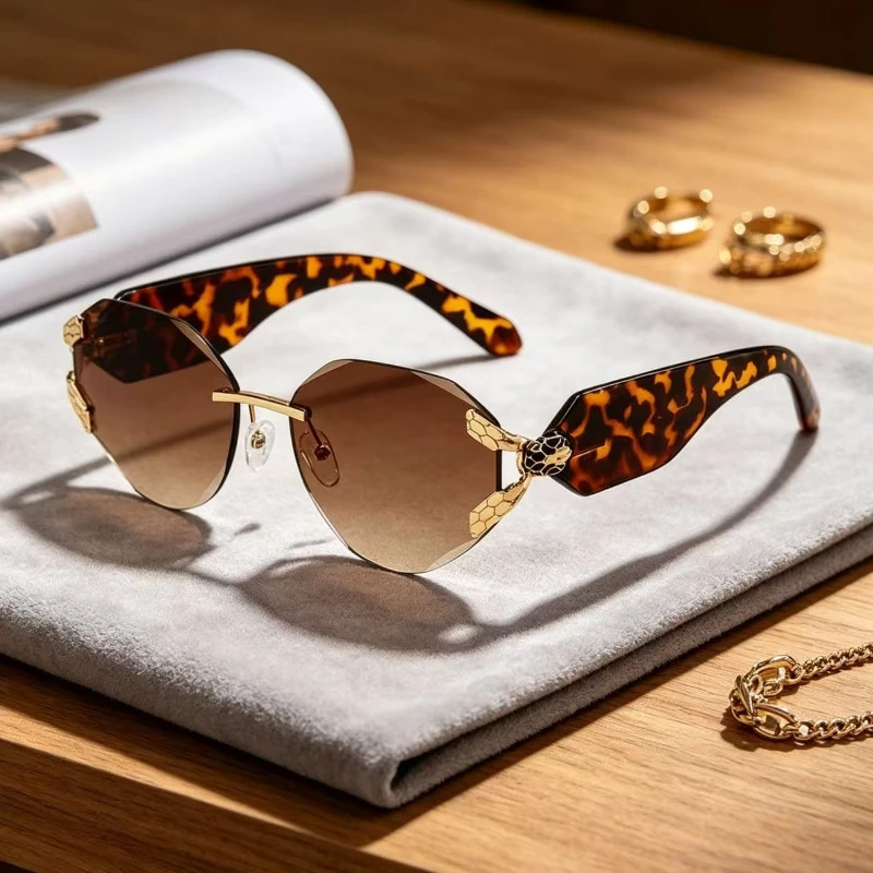 2026 Snake Head Decor Rimless Sunglasses Women's UV400 Protection Shades Wide Temple Gradient Sun Glasses for Street & Driving