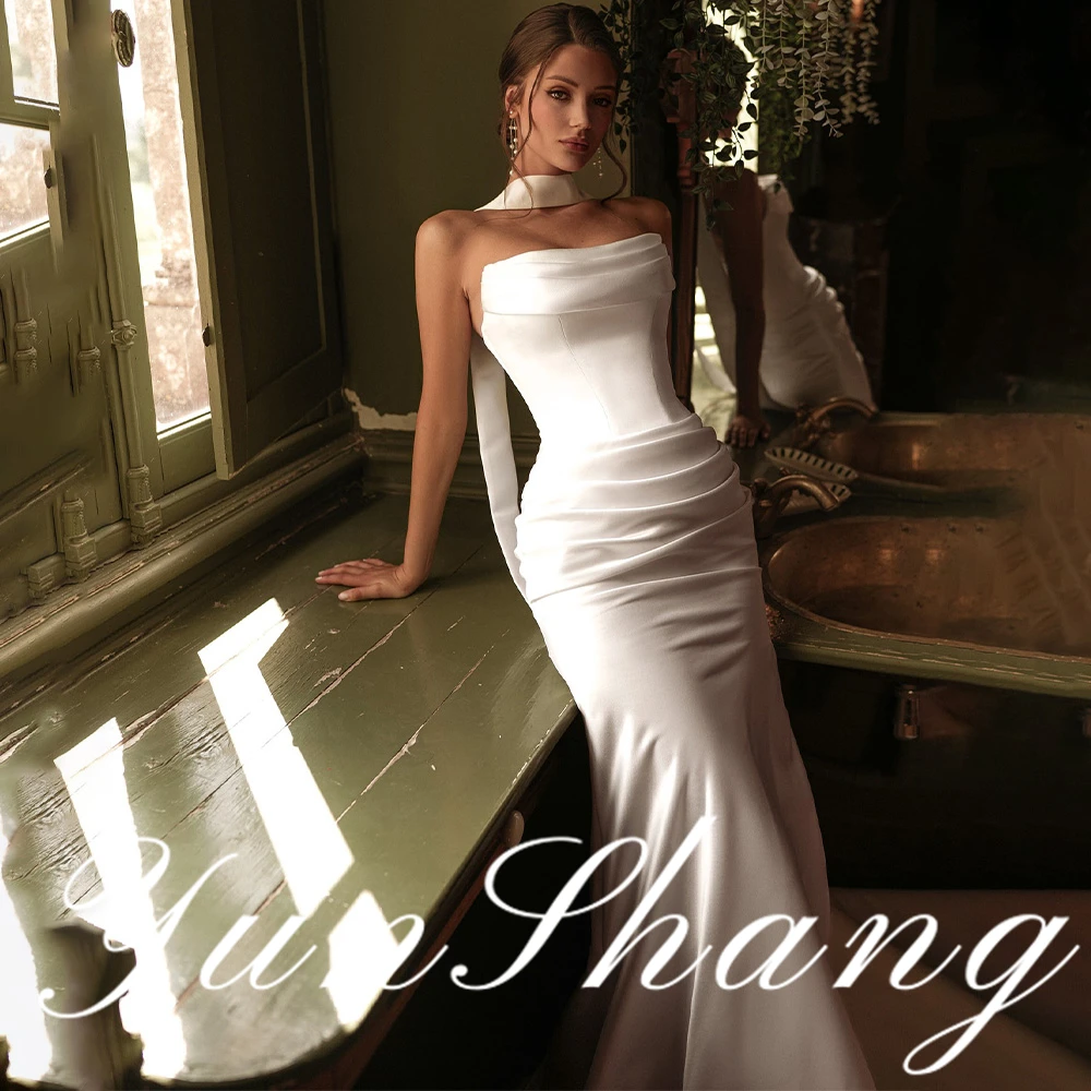 

YunShang Customized Strapless Satin Mermaid Wedding Dress Bridal Gown Elegant Design Timeless Silhouette Luxurious Fabric Romant
