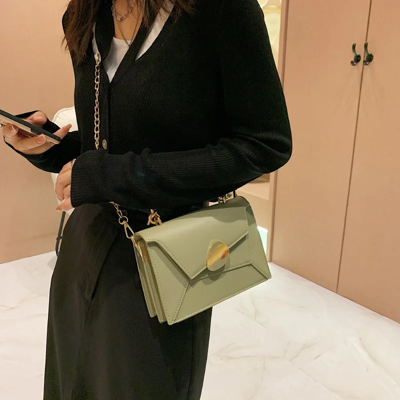 

​​2025 New Trend Korean Style Contrast Color Splicing Messenger Bag - Women's Simple Fashion Chain Shoulder Bag​​
