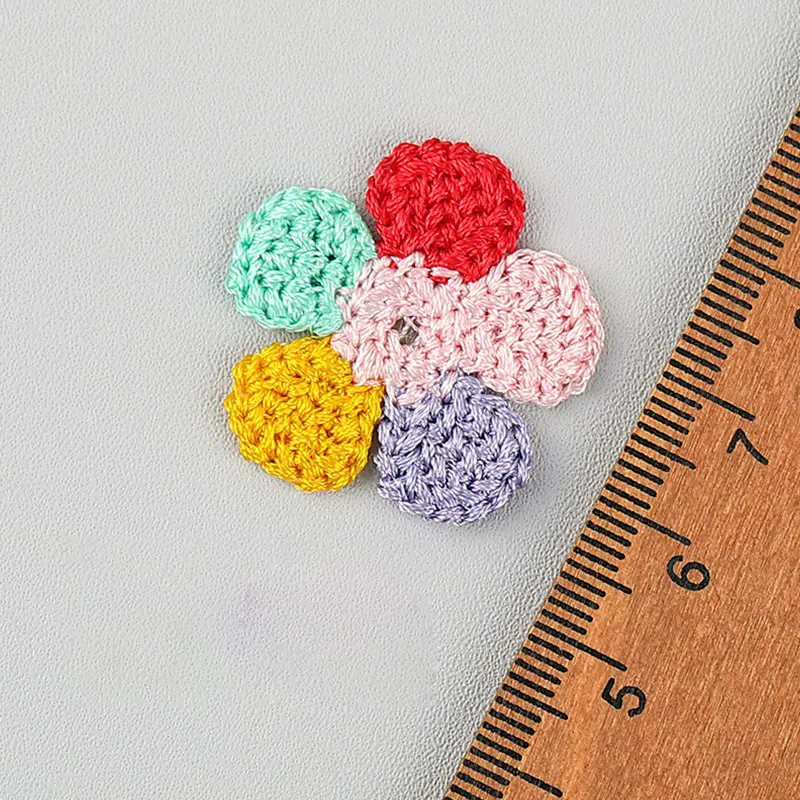 30 Stück handgenähte bunte floral bestickte Applikationen für DIY Haarspangen, Schuhblumen, Broschen, Kleidungszubehör-Patches – Detail 7