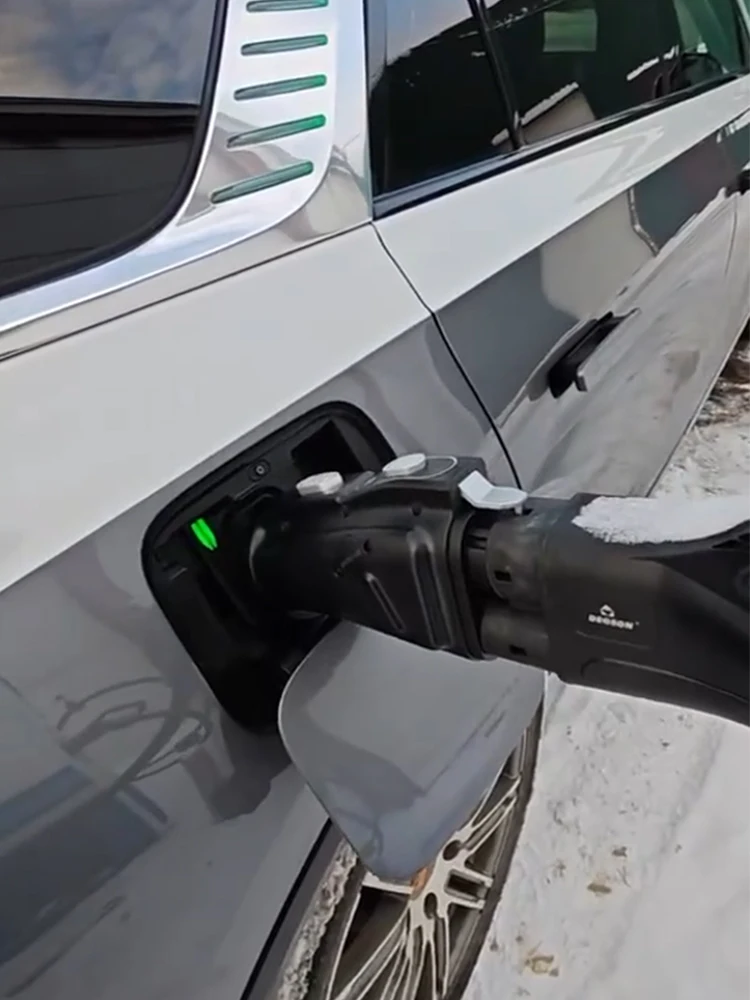 WUFEN Für Alle Auto Ladung EV Adapter 250A DC Chademo zu CCS1 CCS2 zu GBT EV Konverter 150A GB/T zu NACS Schnelle EV Ladegerät Adapter