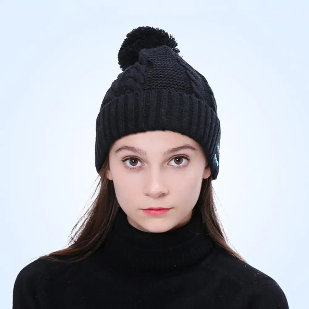 Wireless Headphones Hat Plush Ball Beanie Hat Wireless Bluetooth-compatible Knit Hat with Plush Ball Unisex Winter Beanie