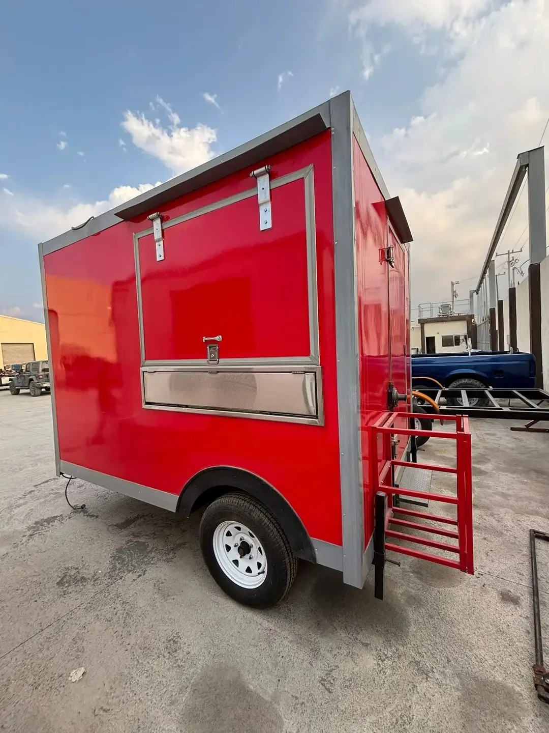 Mobiler Pizza-Imbisswagen mit vollständiger Küchenausstattung zum Verkauf in den USA