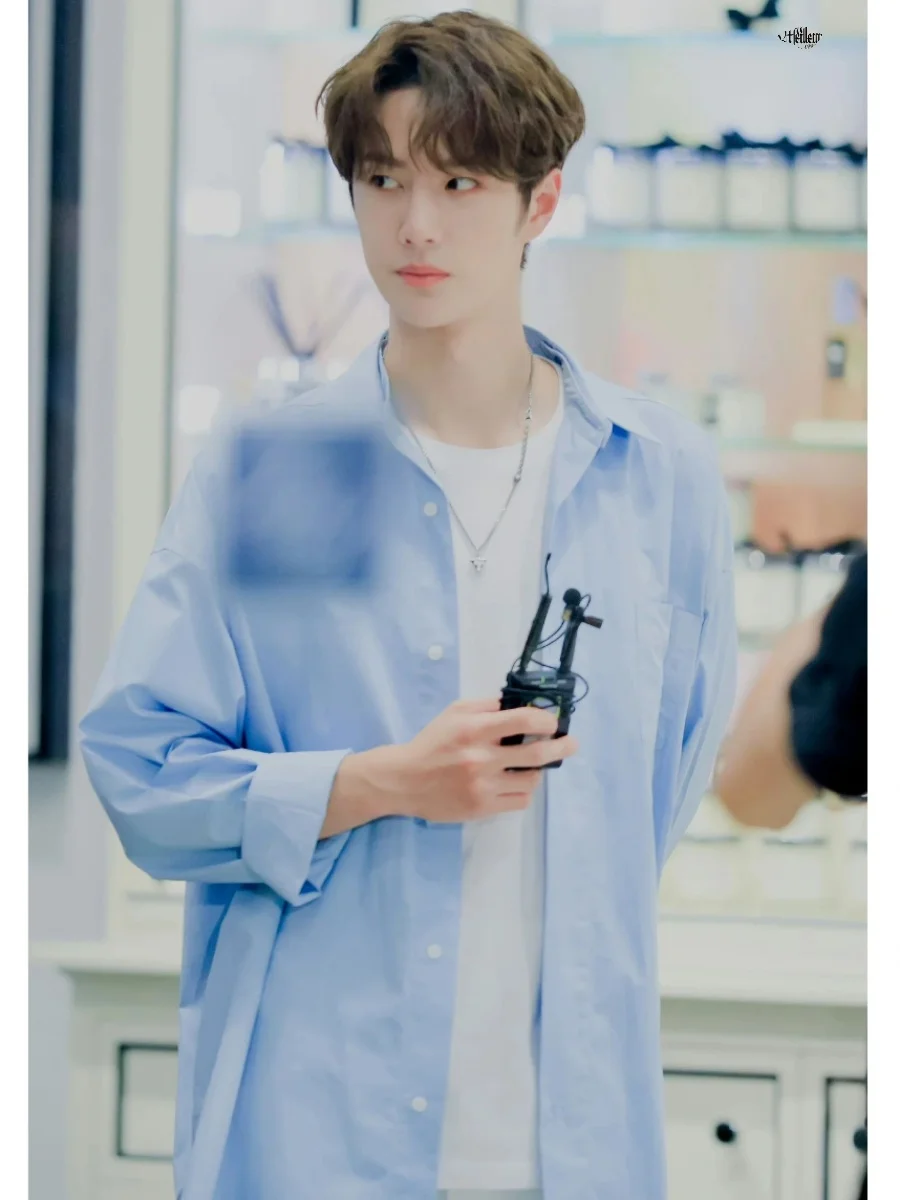 

Blue Ice Silk Long Sleeve Shirt for Men Summer Trendy Brand Cityboy Turn-down Collar Sun Protection Outerwear Loose Fit Youthful