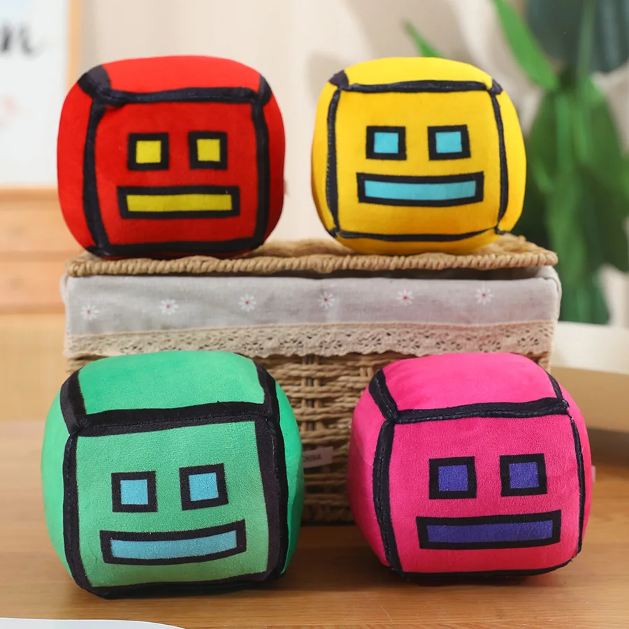 12cmgeometry dash cube brinquedos de pelúcia pelúcia boneca pequeno travesseiro quadrado pingente jogo bonito crianças fãs coleção presente aniversário