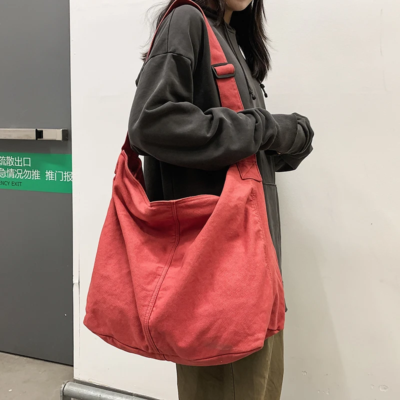 HOCODO Nowe torby dla kobiet 2022 Płócienna torba na ramię Moda Torebki o dużej pojemności Kobiece torby podróżne Miękkie torby Crossbody