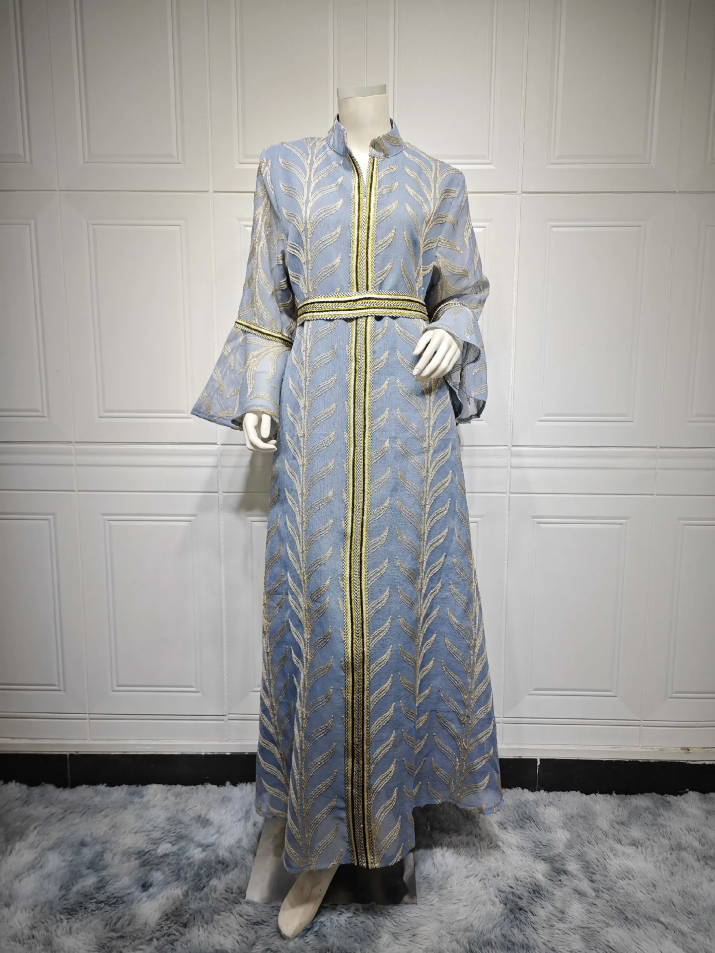 Robe longue brodée musulmane pour femmes, vêtements arabes, caftan de Turquie, Abaya de couleur unie, tenue de fête de vacances, nouvelle collection