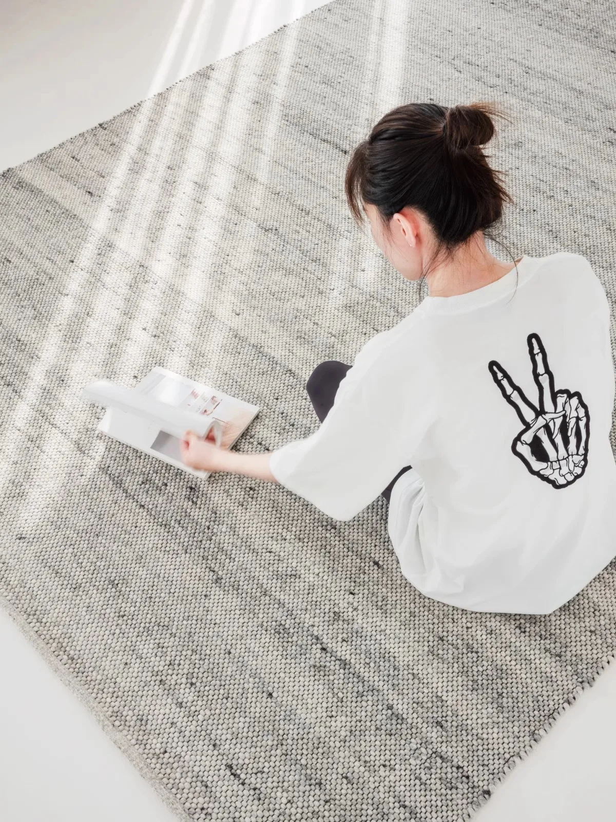 Solid Color Handmade Wool Carpet Living Room Light Luxury Sofa Coffee Table Floor Mat Modern Minimalist Hand Woven Bedroom Rug