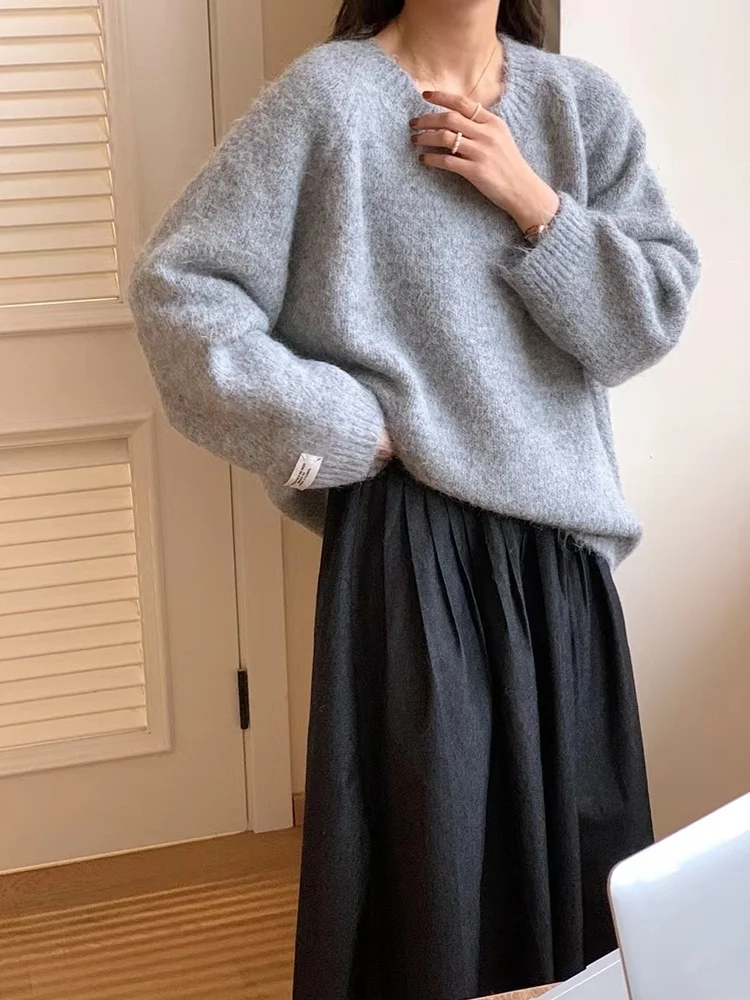 เสื้อสเวตเตอร์ถักนิตติ้งเนื้อนุ่มสไตล์เกาหลี รุ่น Mint een Lazy Sle Thiened สำหรับผู้หญิง ไซส์ใหญ่ ทรงหลวม ใส่สบาย เหมาะสำหรับฤดูใบไม้ร่วงและฤดูหนาว ให้ความอบอุ่น สไตล์ลำลอง เหมาะสำหรับใส่ไปทำงาน