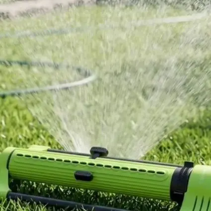 Green Oscillating Sprinkler Precision Nozzles Uniform Water Distribution Swivel Design Abs Aluminum Construction