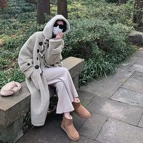 Korea Horn Button Wool Cashmere Faux Fur Long Hooded Teddy Bear Coat Women Casual Long Sleeve Winter Jacket шуба женская