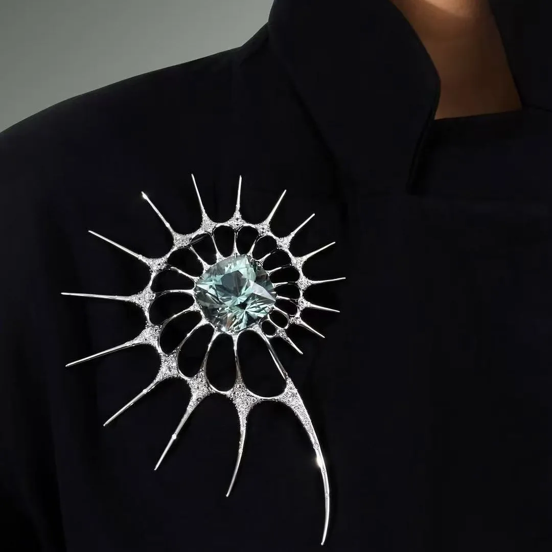 Luxury Irregular Spiky Rhinestone Brooch Punk Gothic Statement Pin Exaggerated Abstract Lapel Pin for Coat Jacket Bag Dress Gift