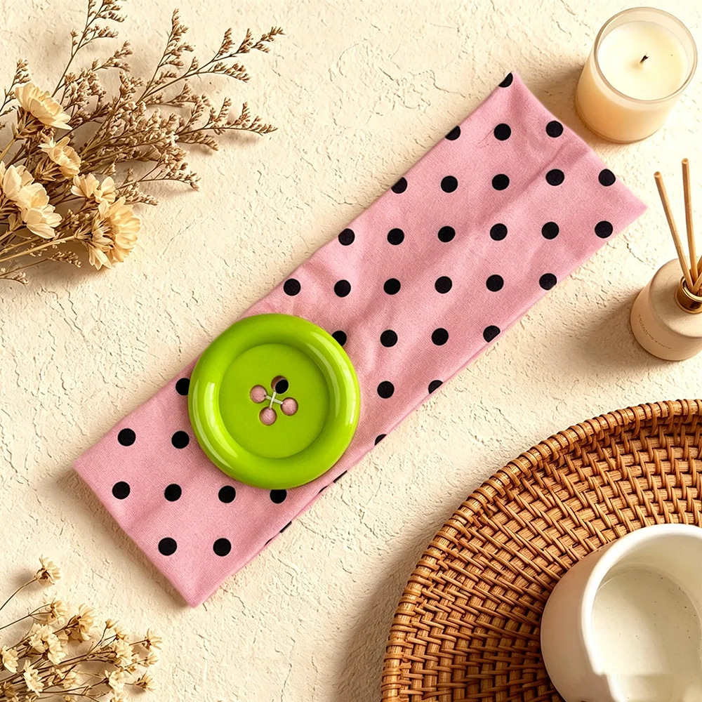 Mehrfarbiges Y2K Breites Kopfband mit Polka Dots, Elastisches Haarband mit Großen Kontrastfarben-Knöpfen, Weiches Haaraccessoire für Make-up, Alltag und Partys – Detail 10