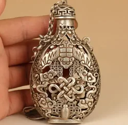 Chinese Old antique Tibet silver Carved Chinese knot Statue Sachet snuff bottle