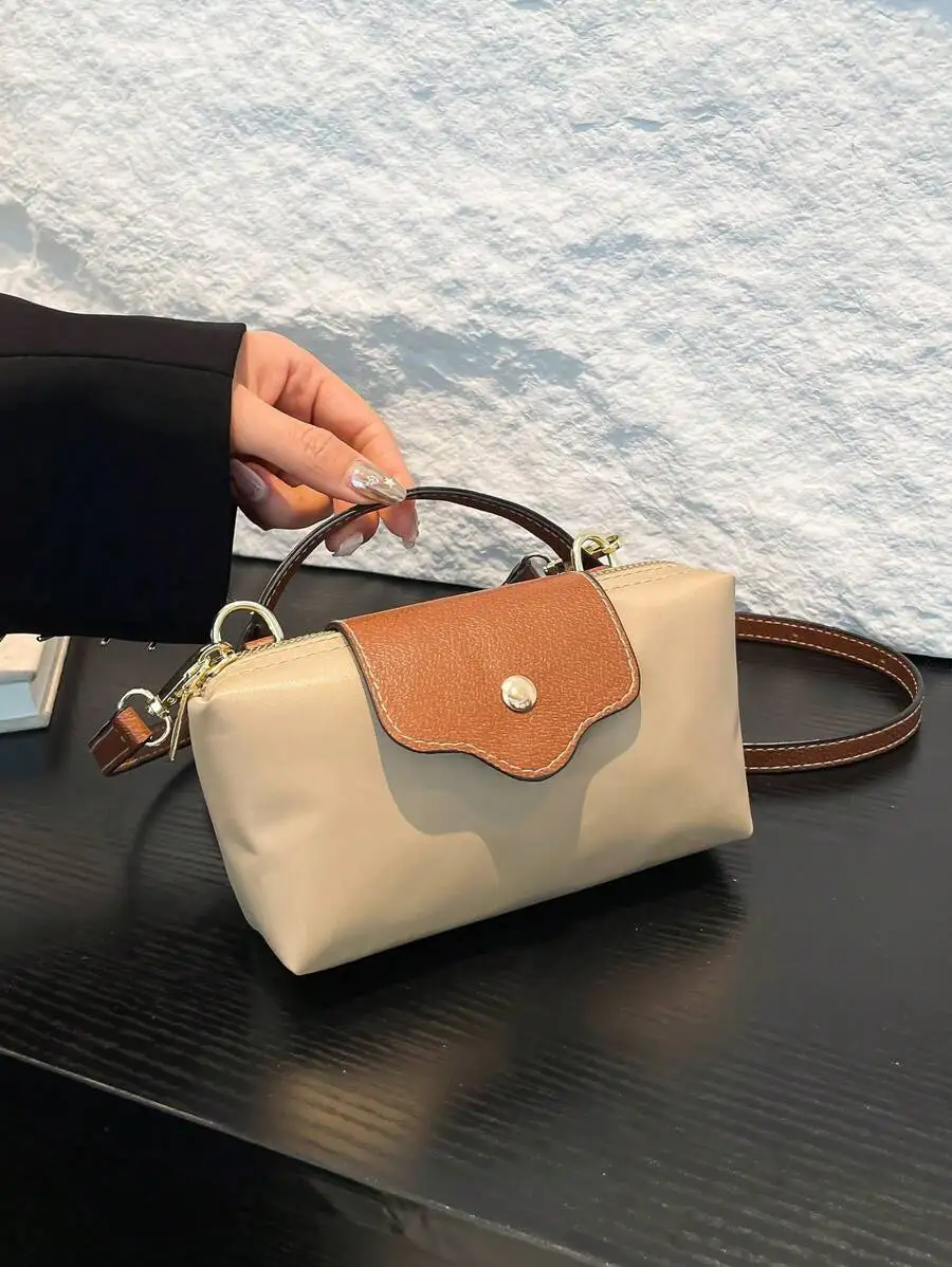 

Мини-сумка Cream & Tan с верхней ручкой, регулируемым ремнем и застежкой-клапаном