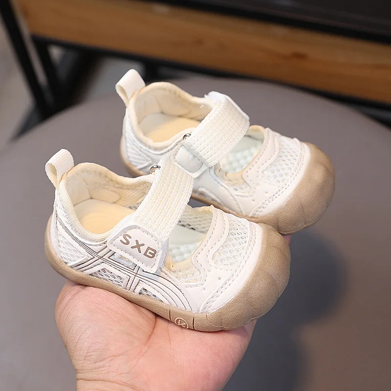 Child hollow sandal2026summer new Korean version girl soft soled breathable shoe casual girl slip daily versatile walking sandal