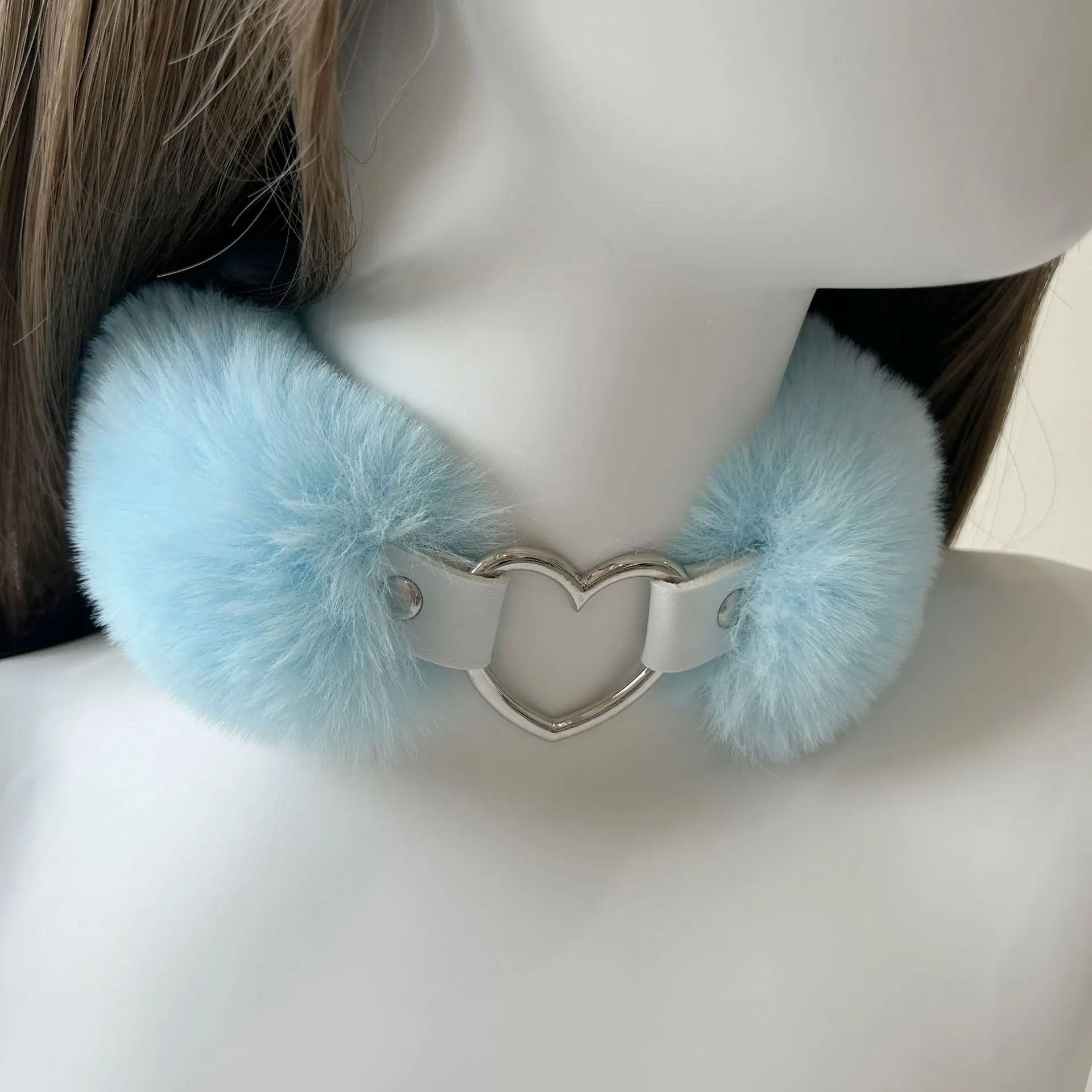 

Plush love collar necklace hot girl exaggerated niche collar love necklace