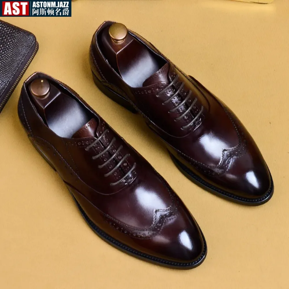 Classic Brogues Leather Shoes Men Luxury Genuine Leather New Style Designer Fashion Black Burgundy Man Wedding Social Shoes