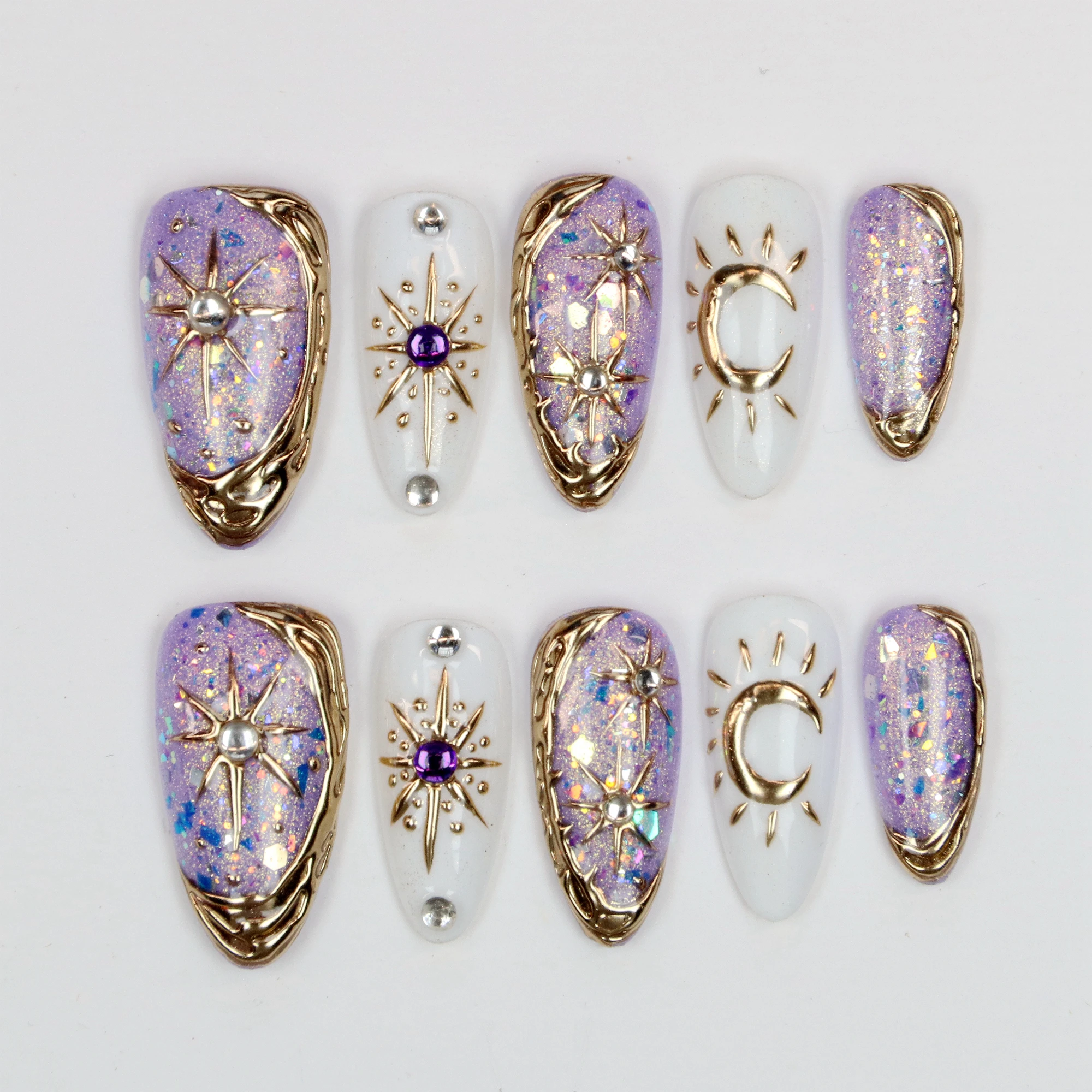 10 Uds. De uñas pintadas a mano de estilo libre, Stiletto largo de cristal metálico dorado 3D, uñas góticas góticas de almendra falsas cromadas personalizadas