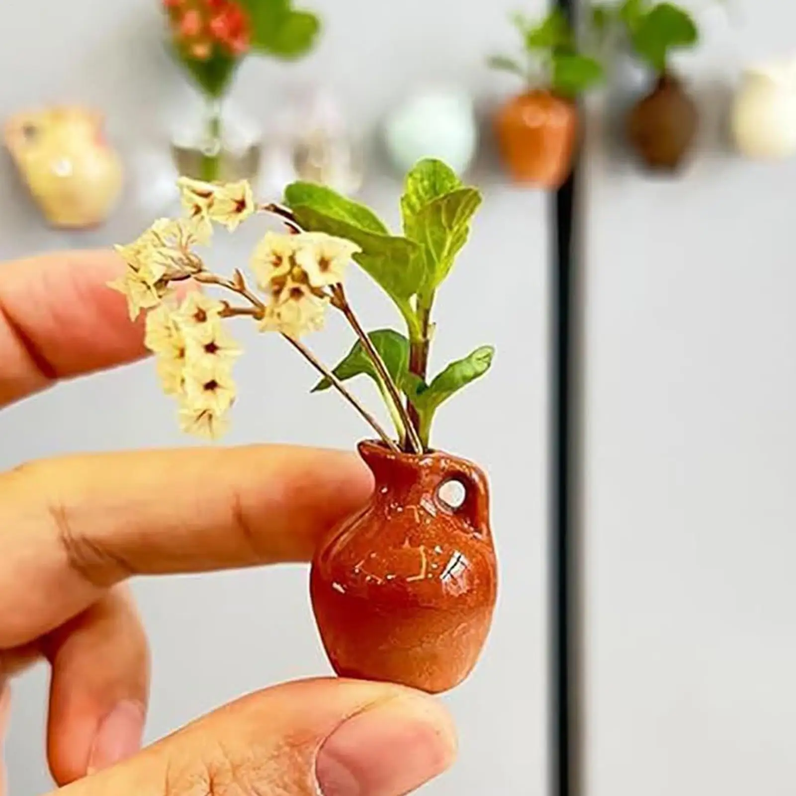 8Pcs Mini Ceramic Vases Magnets Set Strong Magnetic Bud Vases for Fridge Decoration And Office Use No Plant Included