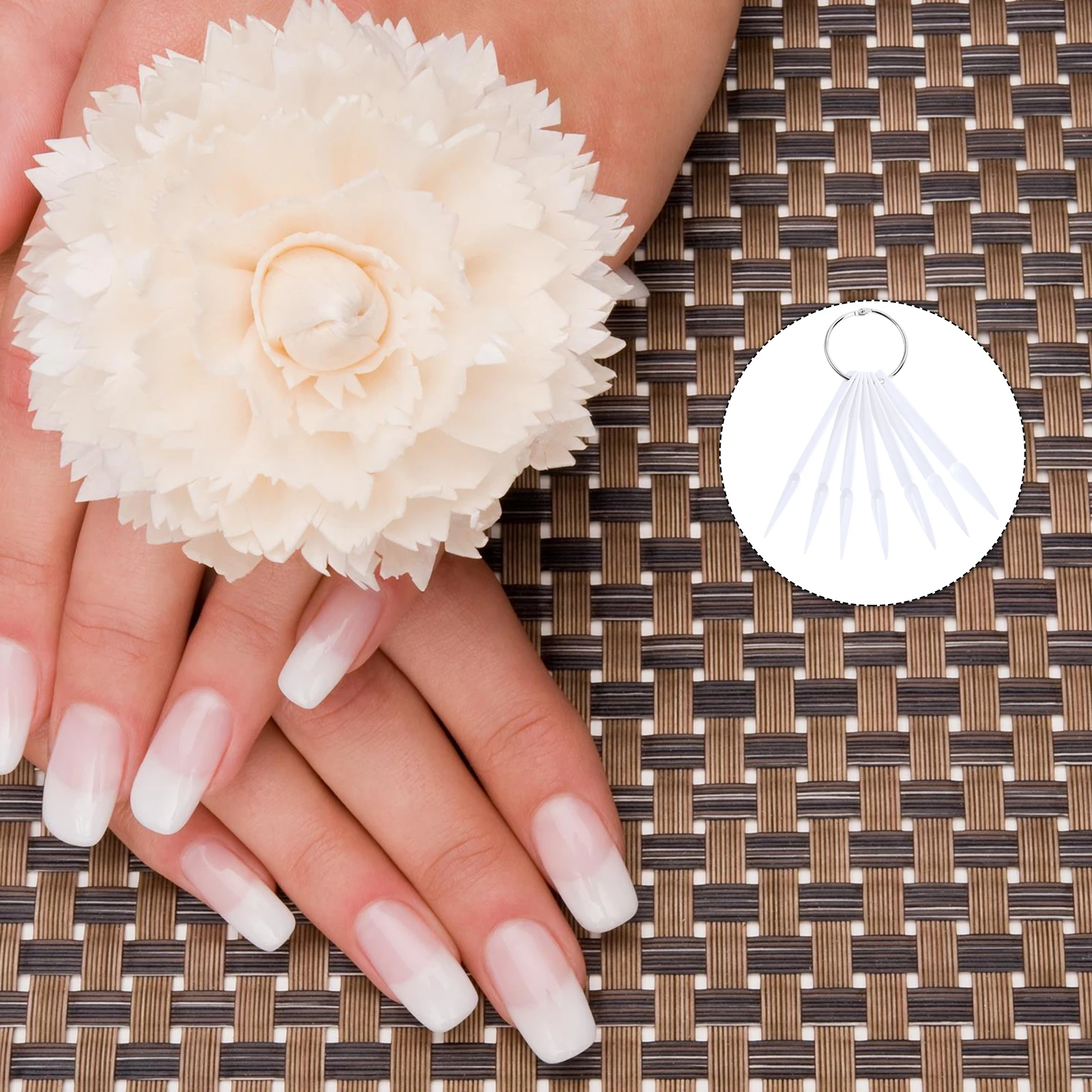 

100pcs Manicure Color Palette Smooth Fan Shape Portable Art Display Practice Chart Tips Palette Practice Tips Nail
