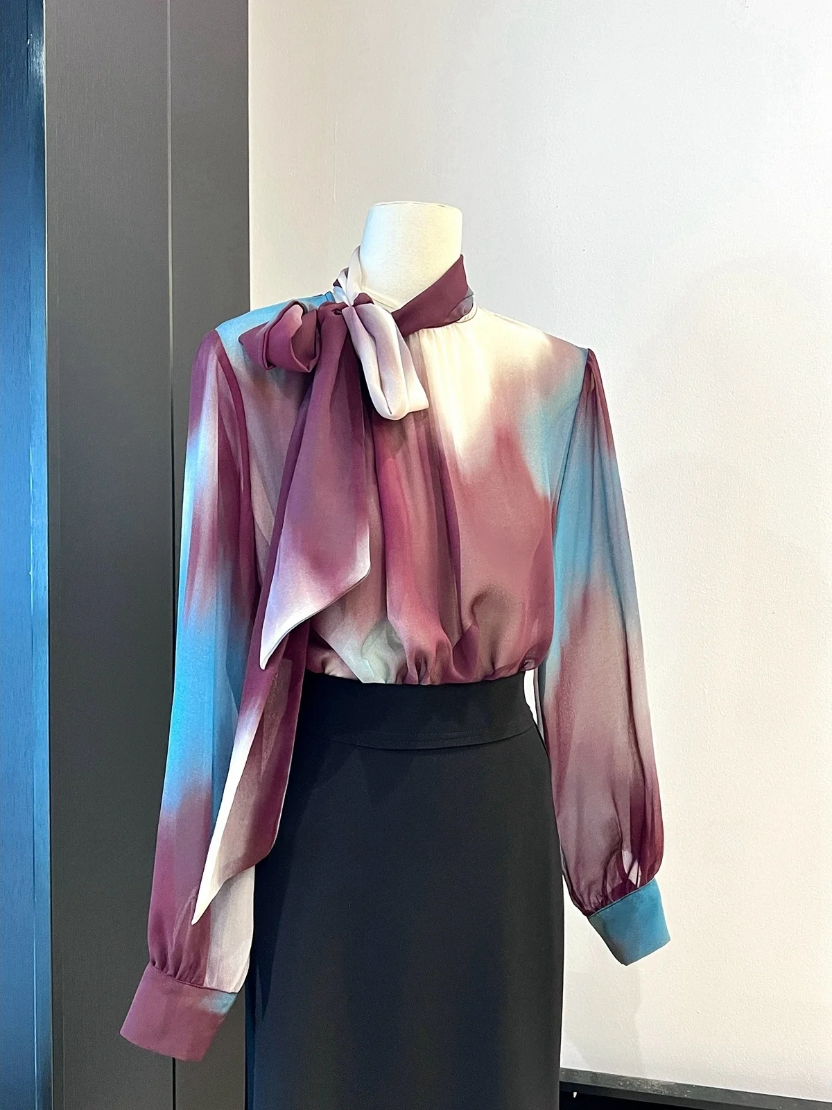 

Original Dyed Silk irt Luxury Silk Women's Loose Fit Long Sve Top Skin-friendly Breathable Autumn Faion