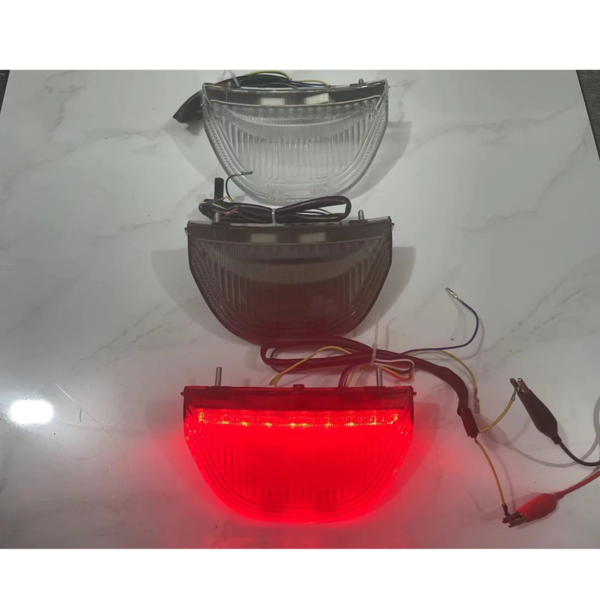 

Motorcycle LED Rear Tail Light Brake Taillight Turn Signal Light Stop Lamp Universal For HONDA CBR600 2003-2006 CBR1000 RR 04-07