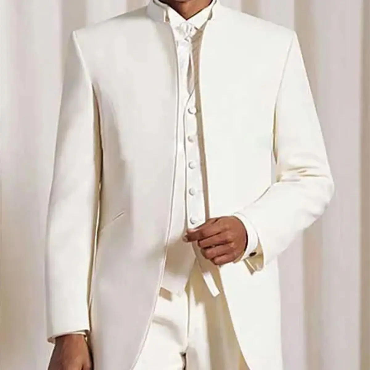 

Elegant White Wedding Suits For Men Slim Fit Stand Collar Groom Wedding Tuxedos 3 Pieces Sets (Jacket+Pants+Vest)Costume Homme