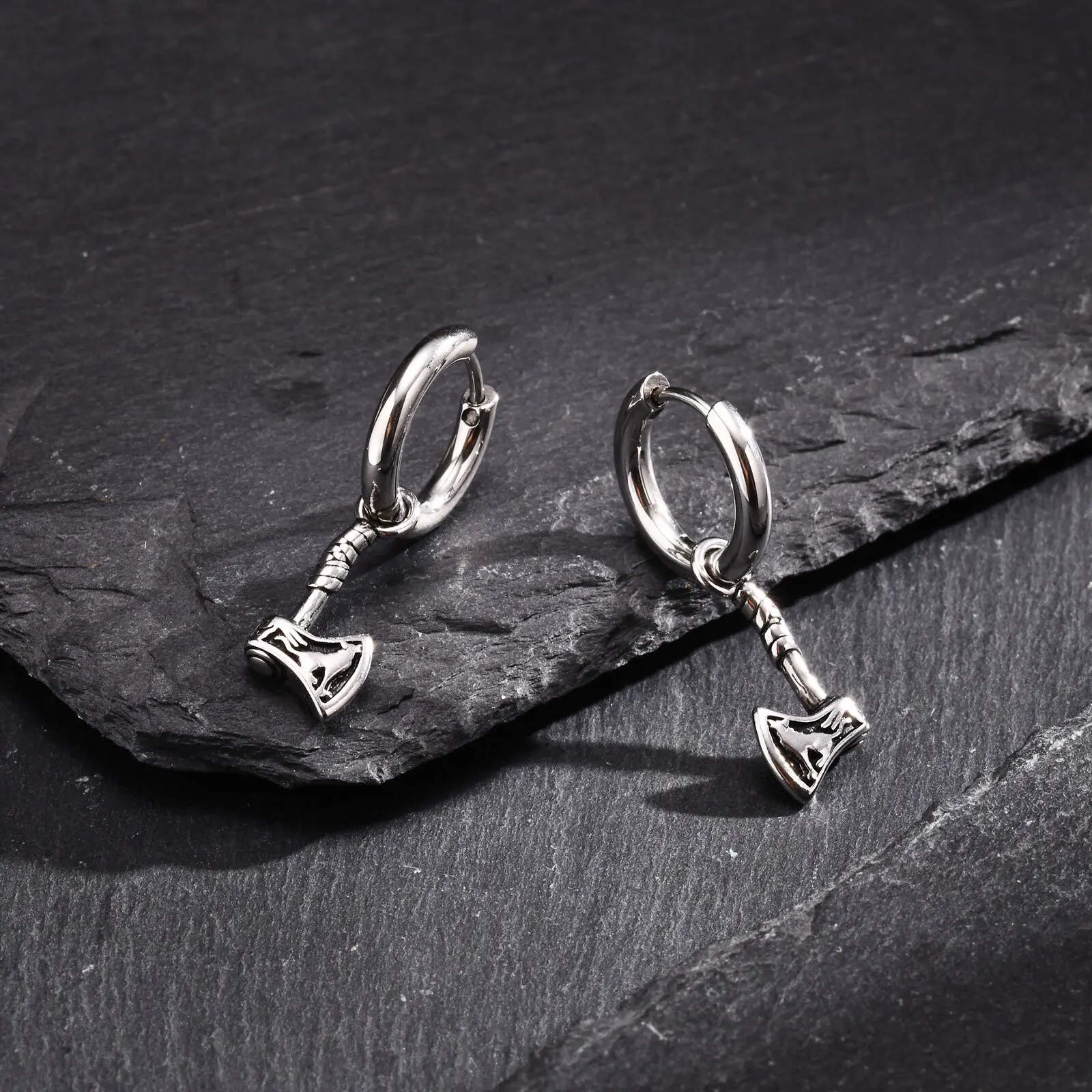 Viking Axe Hoop Earrings for Men,Stainless Steel Vicking Wolf Earrings,Retro Norse Mythology Jewelry Gift for Dad Brothers
