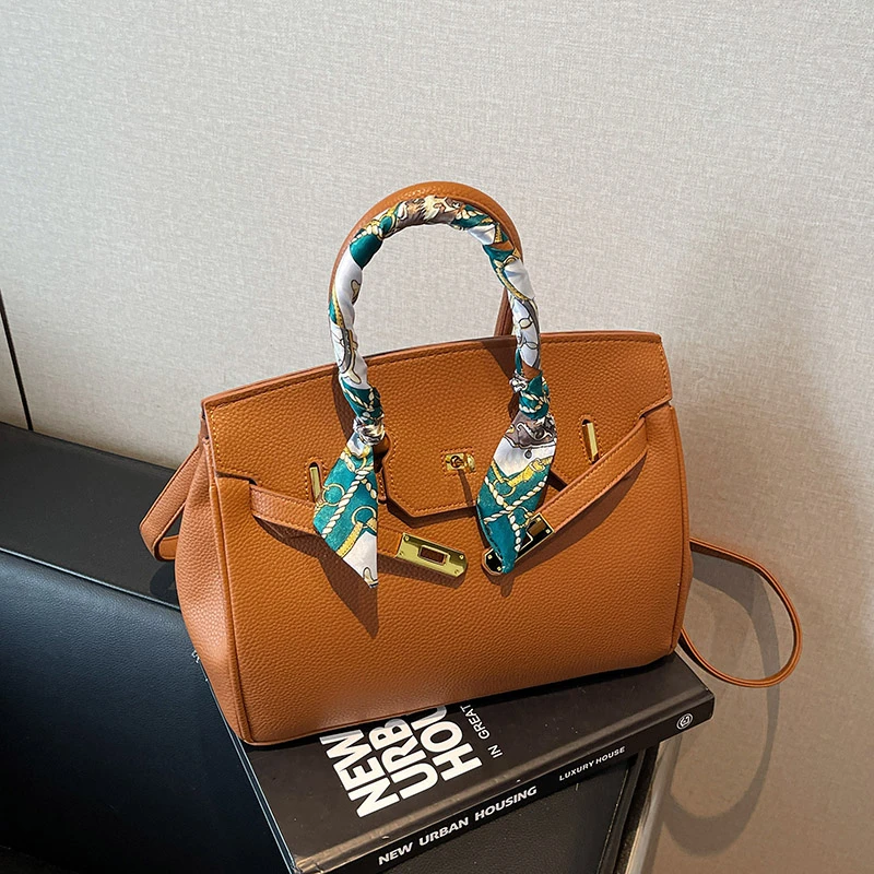 

Women Handbag With Popular Classic Style, Elegant Leather Crossbody Messenger For Ladies From Luxury Brand Designer