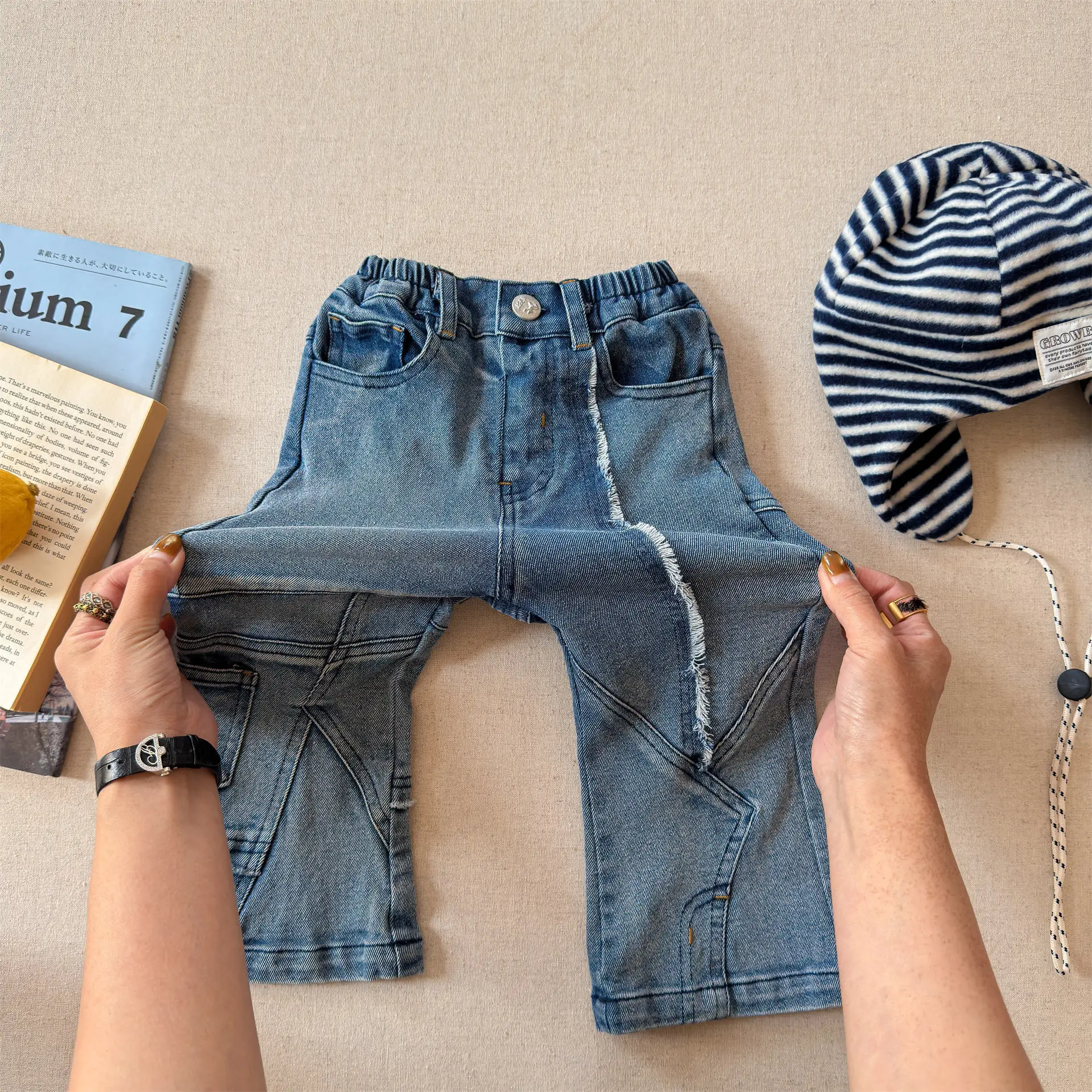 

Новые детские джинсовые брюки-клеш для девочек, модные повседневные штаны для малышей, коллекция Весна 2026