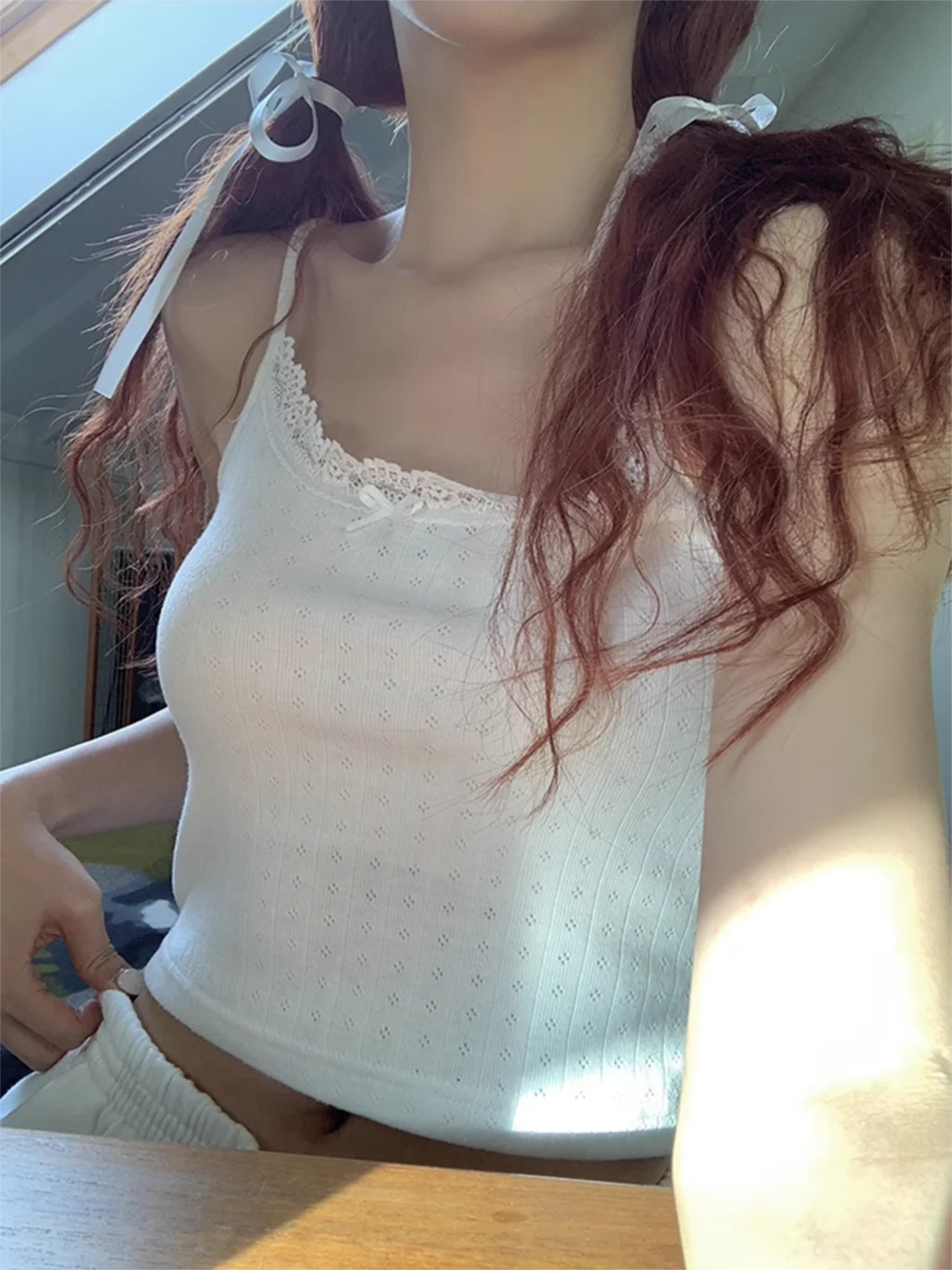 Eyelet Lace Trim White Tank Top for Woman Sleeveless Sweet Cute Cotton Crop Tops Summer Casual Preppy Style Y2k Vest Clothes