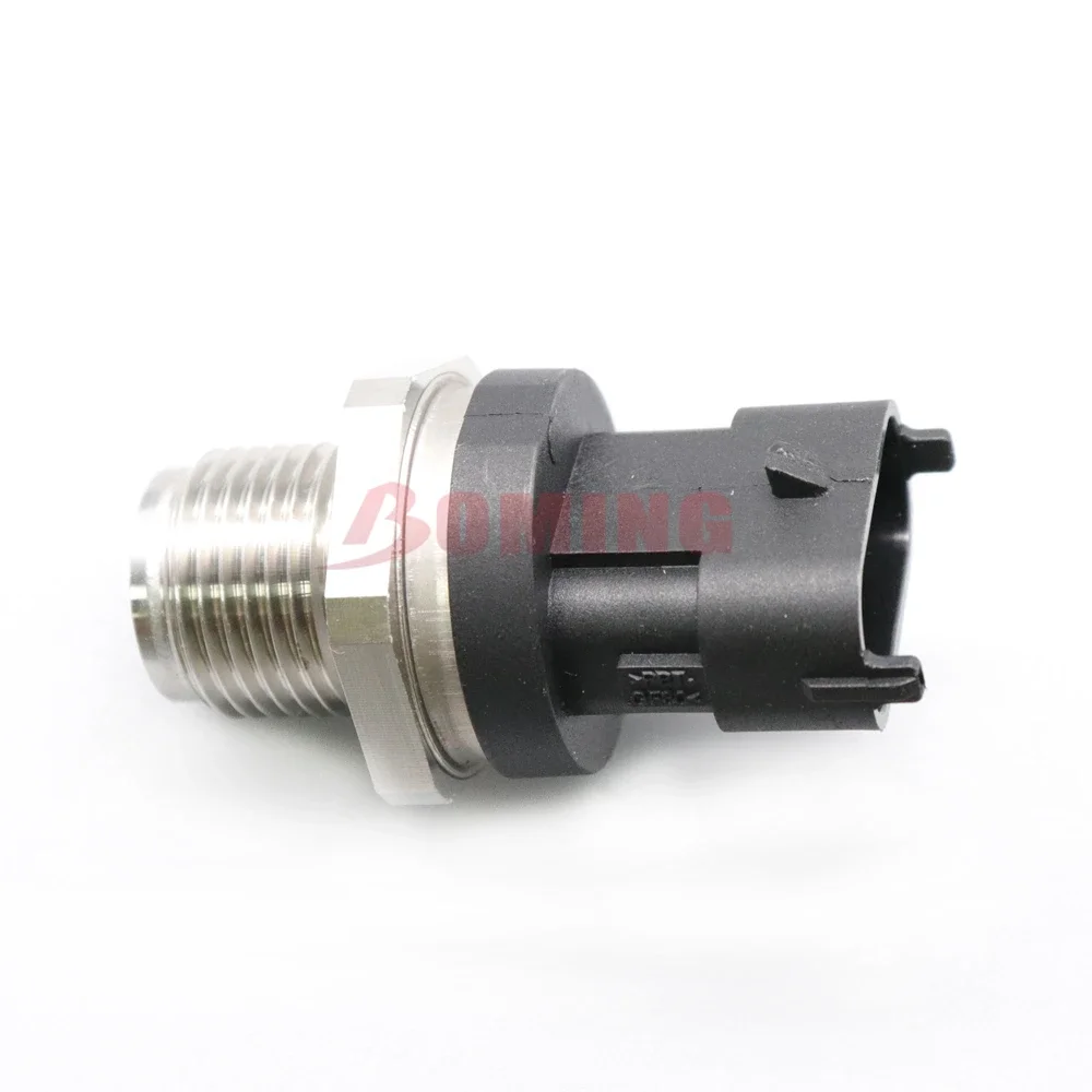 0281006035 Fuel System Common Rail Tube Pressure Sensor For HYUNDAI Kia 0445214210 0445214211